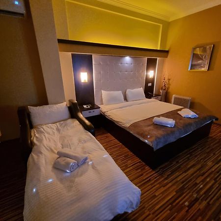 Hotel Albes Prizren Buitenkant foto