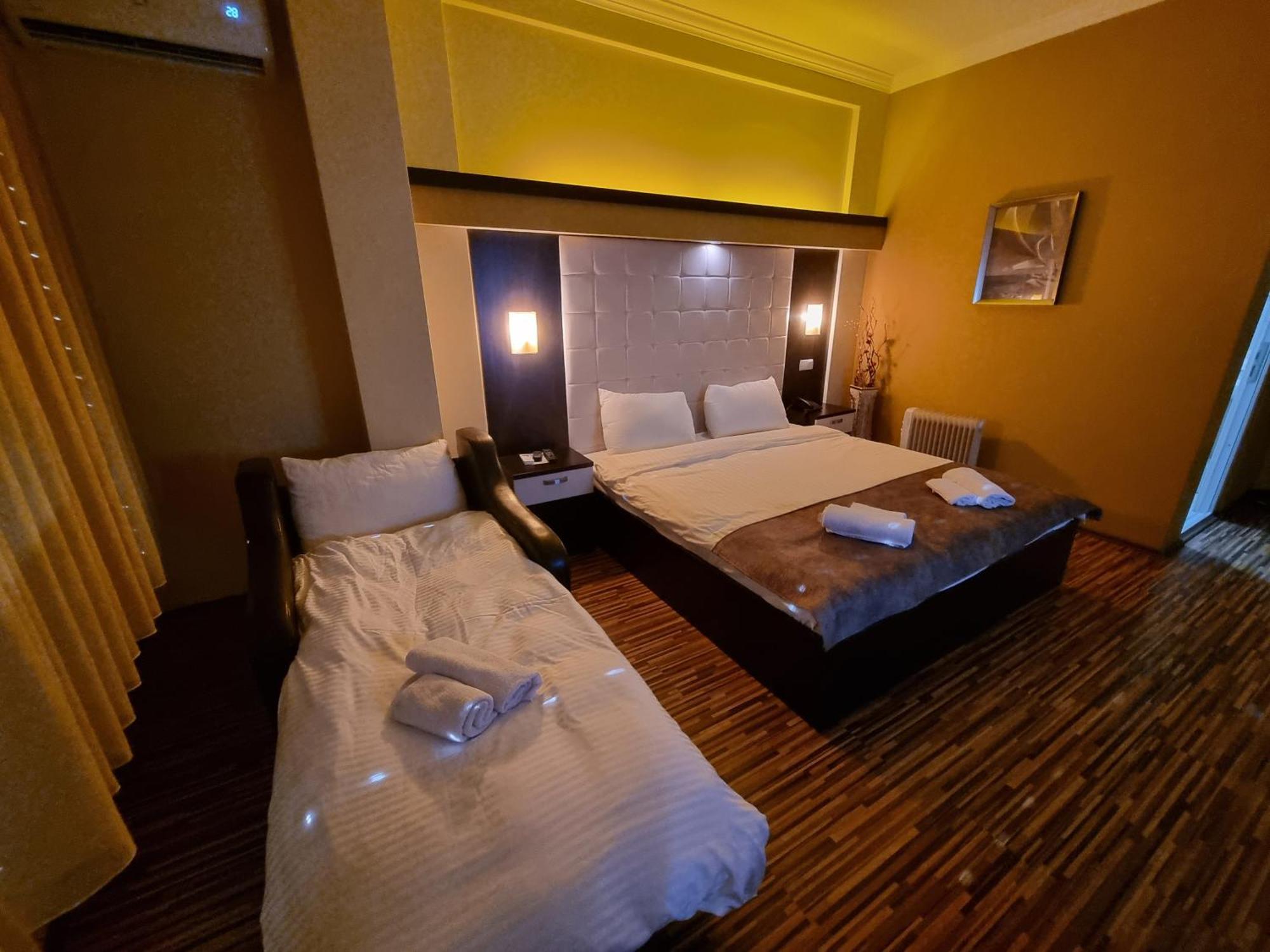 Hotel Albes Prizren Buitenkant foto