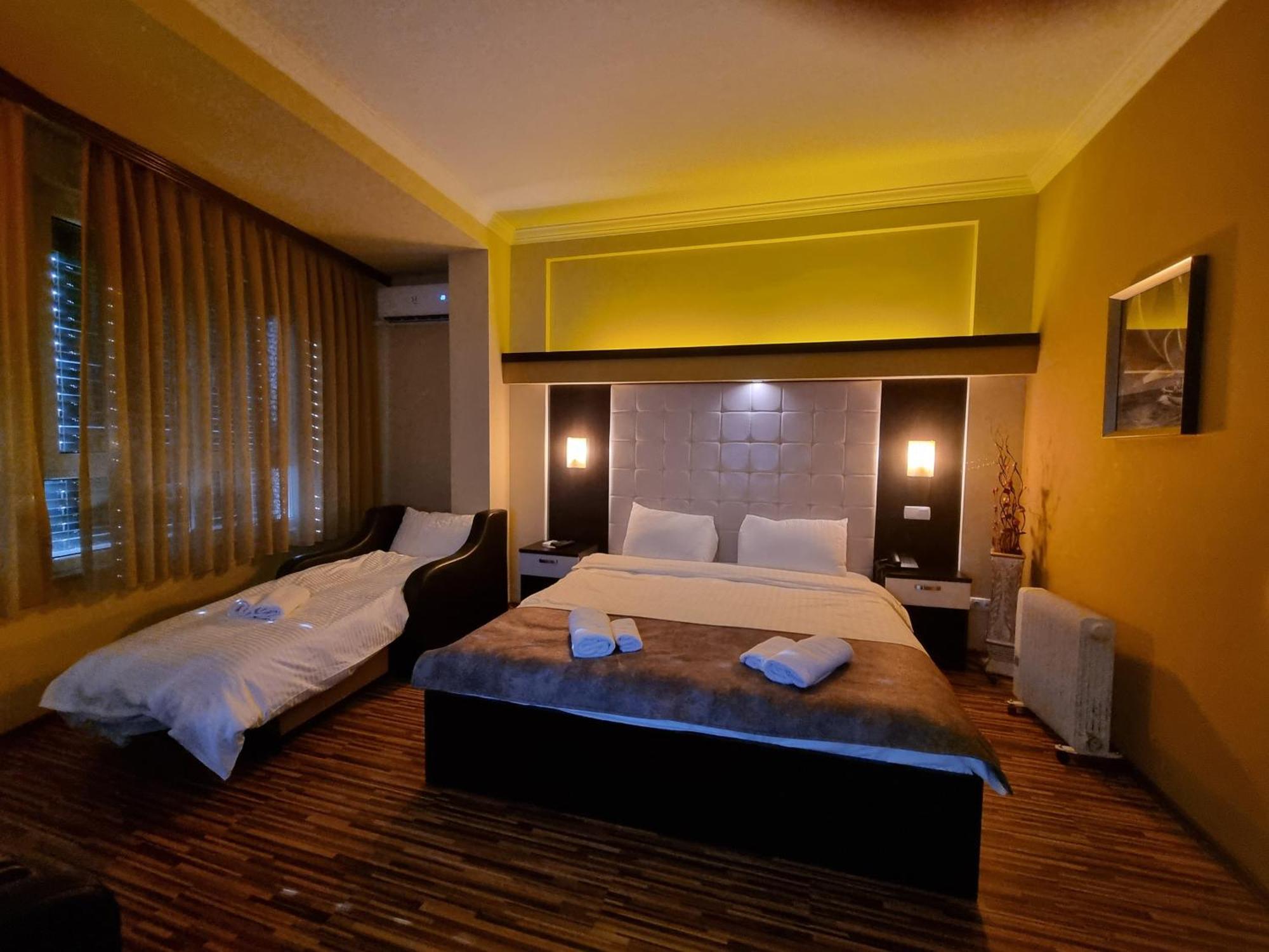 Hotel Albes Prizren Buitenkant foto