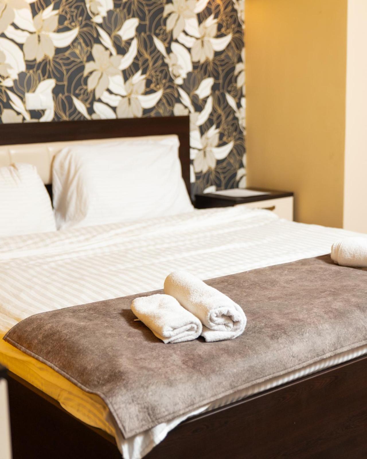 Hotel Albes Prizren Buitenkant foto